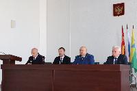 Глава района Юрий Матузов поздравил личный состав отдела МВД 